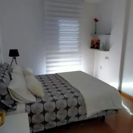 La Marina 3 アパート